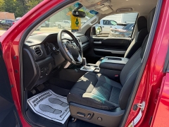 Used 2014  Toyota Tundra 4WD CrewMax SR5 5&period;7L at Headlight Motor Group near Lewiston&comma; ME