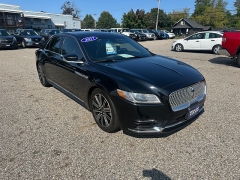 Used 2017  Lincoln Continental 4d Sedan AWD Reserve at Headlight Motor Group near Lewiston, ME