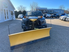 Used 2017  Ford F-150 4WD SuperCrew Platinum 5 1&sol;2 at Headlight Motor Group near Lewiston&comma; ME