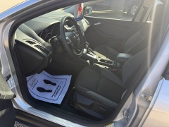 Used 2014  Ford Focus 4d Sedan SE at Headlight Motor Group near Lewiston&comma; ME