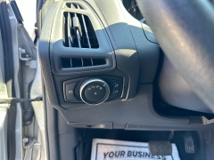 Used 2018  Ford Focus 4d Hatchback SE at Headlight Motor Group near Lewiston&comma; ME