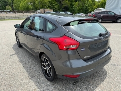 Used 2017  Ford Focus 4d Hatchback SEL at Headlight Motor Group near Lewiston&comma; ME