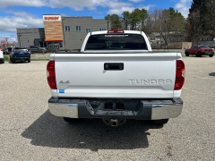 Used 2014  Toyota Tundra 4WD CrewMax SR5 5&period;7L at Headlight Motor Group near Lewiston&comma; ME