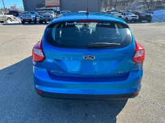 Used 2012  Ford Focus 4d Hatchback SE at Headlight Motor Group near Lewiston&comma; ME