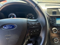 Used 2018  Ford Explorer 4d SUV 4WD XLT Ecoboost at Headlight Motor Group near Lewiston&comma; ME