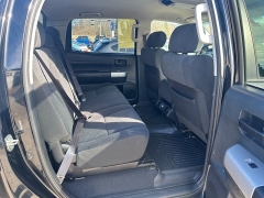Used 2009  Toyota Tundra 4WD Crew Max 5&period;7L SR5 at Headlight Motor Group near Lewiston&comma; ME