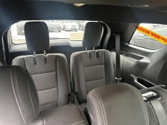 Used 2018  Ford Explorer 4d SUV 4WD XLT Ecoboost at Headlight Motor Group near Lewiston&comma; ME