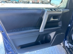 Used 2018  Toyota 4Runner 4d SUV 4WD SR5 at Headlight Motor Group near Lewiston&comma; ME