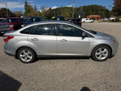 Used 2014  Ford Focus 4d Sedan SE at Headlight Motor Group near Lewiston&comma; ME