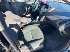 Used 2015  Ford Focus 4d Hatchback SE at Headlight Motor Group near Lewiston&comma; ME