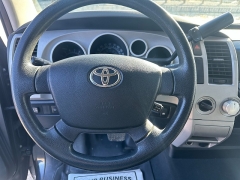 Used 2009  Toyota Tundra 4WD Crew Max 5&period;7L SR5 at Headlight Motor Group near Lewiston&comma; ME