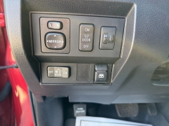 Used 2014  Toyota Tundra 4WD CrewMax SR5 5&period;7L at Headlight Motor Group near Lewiston&comma; ME