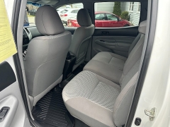 Used 2015  Toyota Tacoma 4WD Double Cab Long Bed at Headlight Motor Group near Lewiston&comma; ME