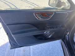 Used 2017  Lincoln Continental 4d Sedan AWD Reserve at Headlight Motor Group near Lewiston&comma; ME