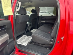 Used 2013  Toyota Tundra 4WD CrewMax 5&period;7L at Headlight Motor Group near Lewiston&comma; ME