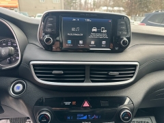 Used 2021  Hyundai Tucson Limited AWD at Headlight Motor Group near Lewiston&comma; ME