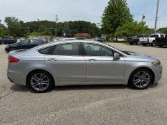 Used 2020  Ford Fusion Hybrid 4d Sedan FWD Titanium at Headlight Motor Group near Lewiston&comma; ME