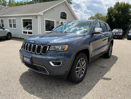 Used 2021 Jeep Grand Cherokee Limited 4x4 at Headlight Motor Group near Lewiston, ME