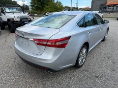 Used 2014  Toyota Avalon 4d Sedan XLE at Headlight Motor Group near Lewiston&comma; ME