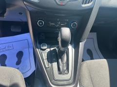 Used 2017 Ford Focus 4d Hatchback SE at Headlight Motor Group near Lewiston, ME