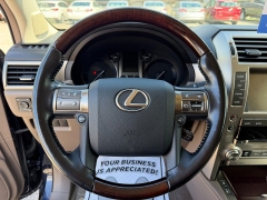 Used 2017  Lexus GX GX 460 4WD at Headlight Motor Group near Lewiston&comma; ME