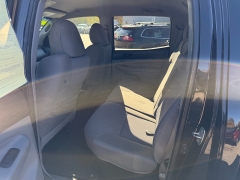 Used 2012  Toyota Tacoma 4WD Double Cab Short Bed Auto at Headlight Motor Group near Lewiston&comma; ME