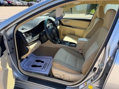 Used 2015  Toyota Camry 4d Sedan LE at Headlight Motor Group near Lewiston&comma; ME
