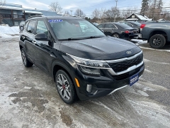 Used 2021  Kia Seltos 4d SUV AWD SX Turbo at Headlight Motor Group near Lewiston&comma; ME