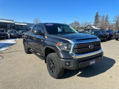 Used 2018  Toyota Tundra 4WD Double Cab SR 5&period;7L at Headlight Motor Group near Lewiston&comma; ME