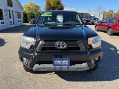 Used 2012  Toyota Tacoma 4WD Double Cab Short Bed Auto at Headlight Motor Group near Lewiston&comma; ME