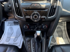 Used 2018  Ford Focus 4d Sedan Titanium at Headlight Motor Group near Lewiston&comma; ME