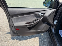 Used 2013  Ford Focus 4d Hatchback SE at Headlight Motor Group near Lewiston&comma; ME