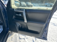 Used 2018  Toyota 4Runner 4d SUV 4WD SR5 at Headlight Motor Group near Lewiston&comma; ME