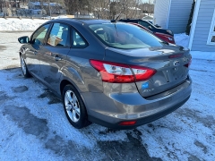 Used 2013  Ford Focus 4d Sedan SE at Headlight Motor Group near Lewiston&comma; ME