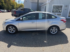 Used 2014  Ford Focus 4d Sedan SE at Headlight Motor Group near Lewiston&comma; ME