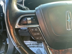 Used 2017  Lincoln Continental 4d Sedan AWD Reserve at Headlight Motor Group near Lewiston&comma; ME