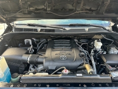 Used 2018  Toyota Tundra 4WD Double Cab SR5 Longbed 5&period;7L at Headlight Motor Group near Lewiston&comma; ME