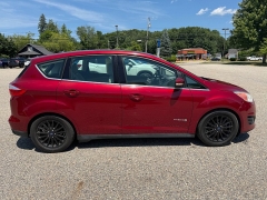 Used 2015  Ford C-MAX Hybrid 4d Hatchback SEL at Headlight Motor Group near Lewiston&comma; ME