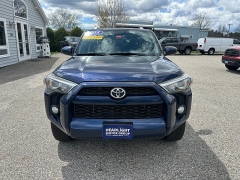 Used 2018  Toyota 4Runner 4d SUV 4WD SR5 Premium at Headlight Motor Group near Lewiston&comma; ME