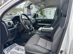 Used 2014  Toyota Tundra 4WD CrewMax SR5 5&period;7L at Headlight Motor Group near Lewiston&comma; ME