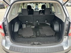 Used 2016  Subaru Forester 4d SUV i Premium CVT at Headlight Motor Group near Lewiston&comma; ME