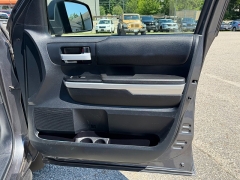 Used 2014  Toyota Tundra 4WD Double Cab SR5 5&period;7L at Headlight Motor Group near Lewiston&comma; ME