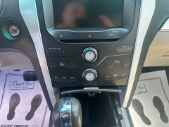 Used 2014 Ford Explorer 4d SUV FWD XLT at Headlight Motor Group near Lewiston, ME
