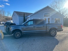 Used 2017  Ford F-150 4WD SuperCrew Platinum 5 1&sol;2 at Headlight Motor Group near Lewiston&comma; ME