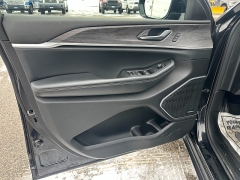 Used 2021  Jeep Grand Cherokee L Limited 4x4 at Headlight Motor Group near Lewiston&comma; ME