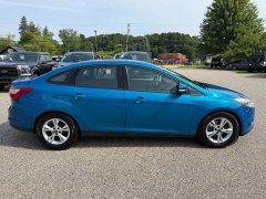 Used 2014  Ford Focus 4d Sedan SE at Headlight Motor Group near Lewiston&comma; ME
