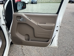 Used 2019  Nissan Frontier 4WD Crew Cab SV Auto at Headlight Motor Group near Lewiston&comma; ME