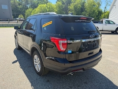 Used 2018  Ford Explorer 4d SUV 4WD XLT Ecoboost at Headlight Motor Group near Lewiston&comma; ME