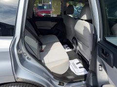 Used 2016  Subaru Forester 4d SUV i Premium CVT at Headlight Motor Group near Lewiston&comma; ME