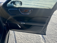 Used 2017  Lincoln Continental 4d Sedan AWD Reserve at Headlight Motor Group near Lewiston&comma; ME